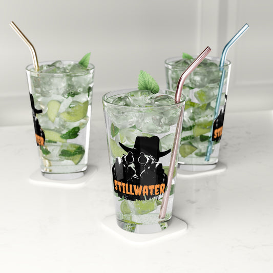 Stillwater Cowboy Pint Glass, 16oz Beer Mug, Western Home Bar Decor, Gun and Hat Design, Unique Gift for Him, Cowboy Enthusiast
