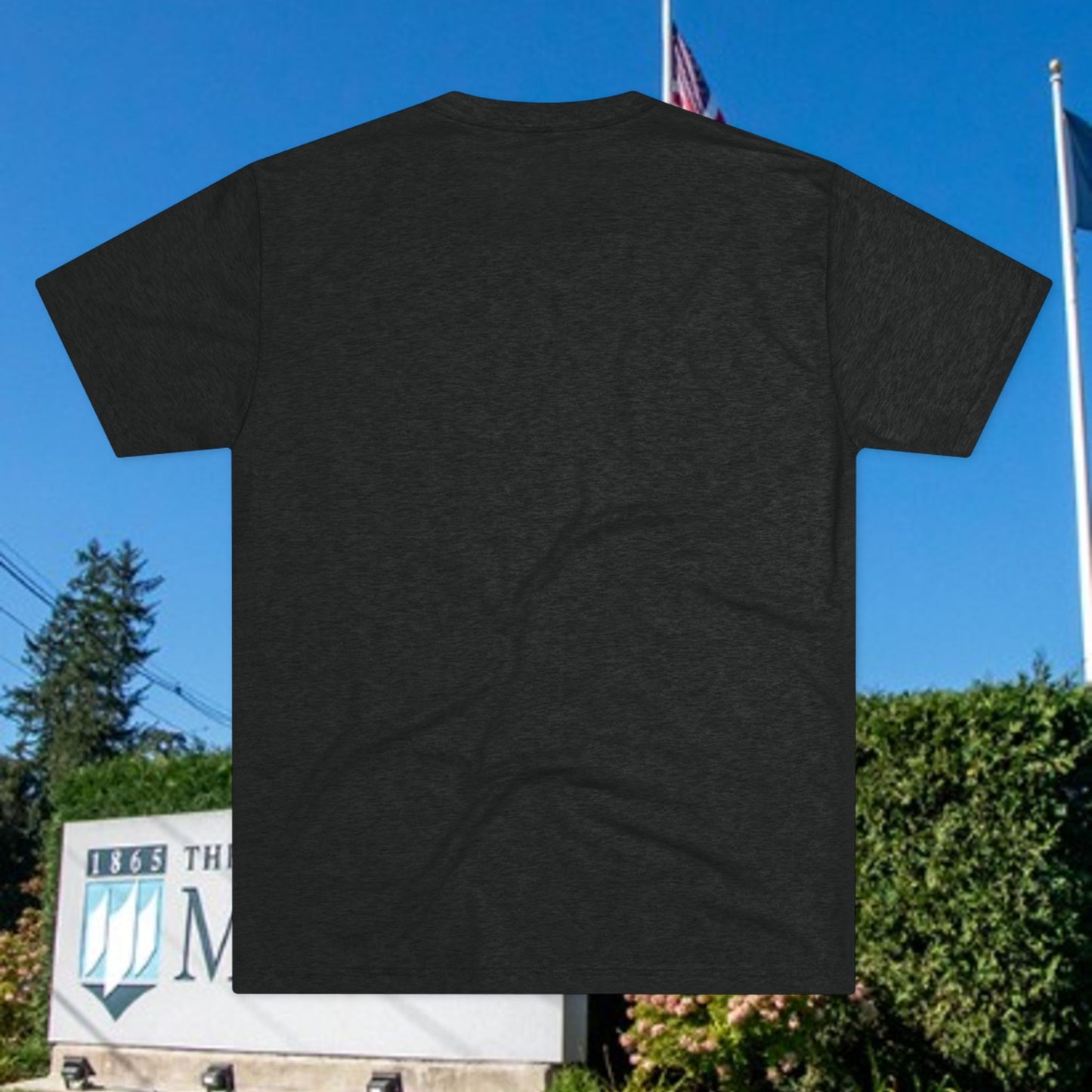 Osorno Paw Print T-Shirt – Minimal Script Graphic Tee for Sports Fans and Students