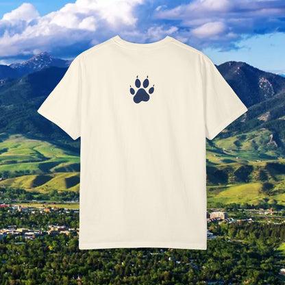 Stylish Unisex T-Shirt with Bold 41 Graphic and Paw Print, Perfect for Gameday and Tailgates.