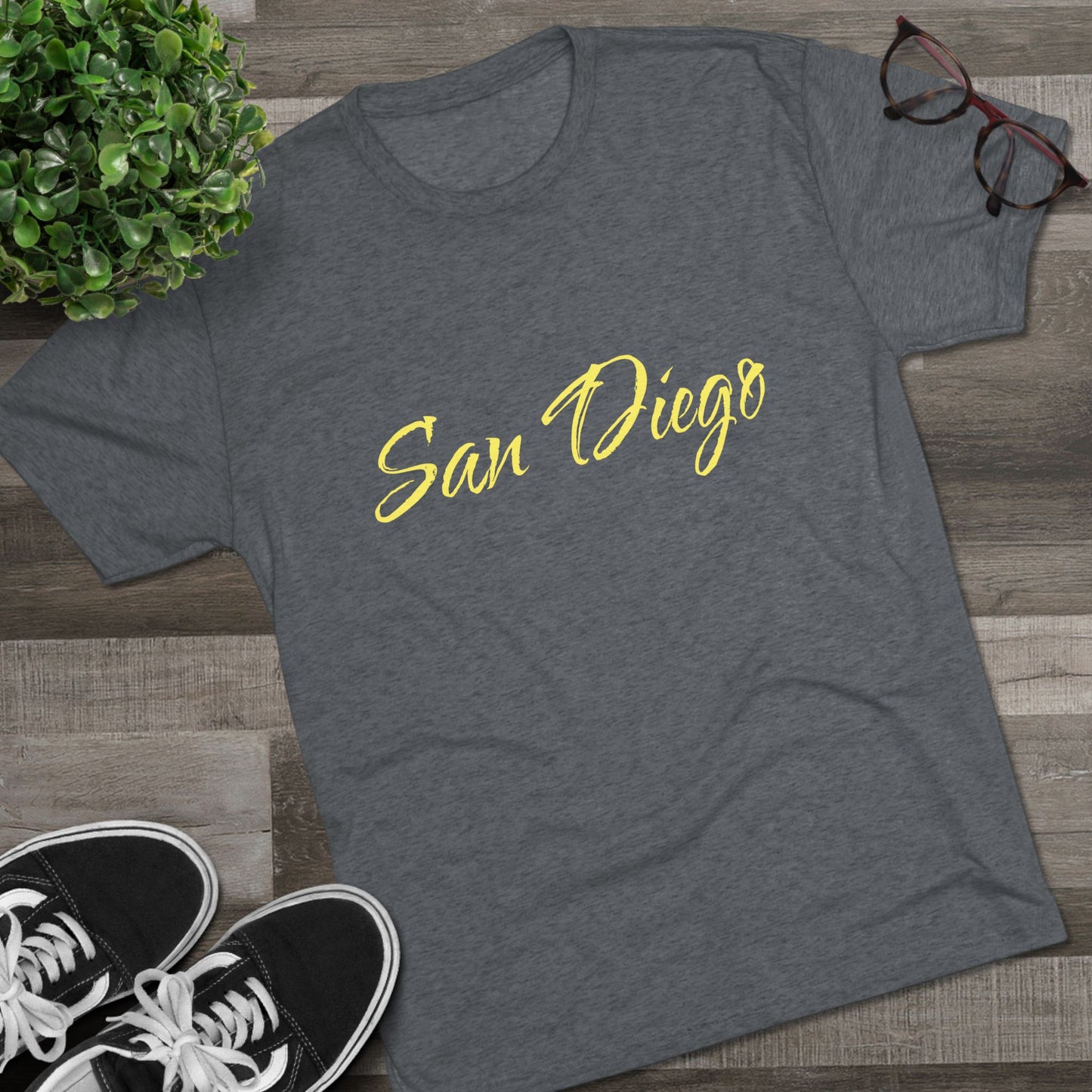 Crew Tee – 'Sun Days' Beach Script T-Shirt, Perfect for Gameday, The Beach, or a BBQ with friends.