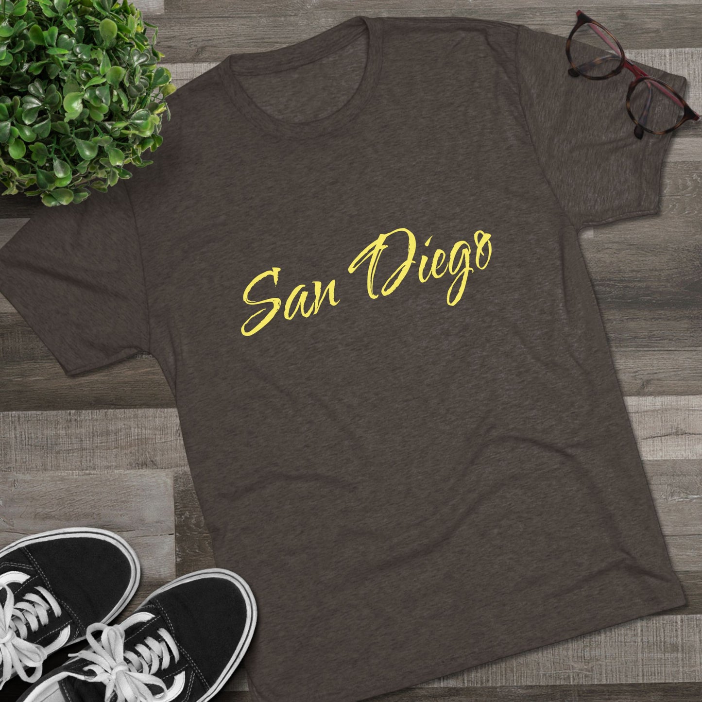 Crew Tee – 'Sun Days' Beach Script T-Shirt, Perfect for Gameday, The Beach, or a BBQ with friends.