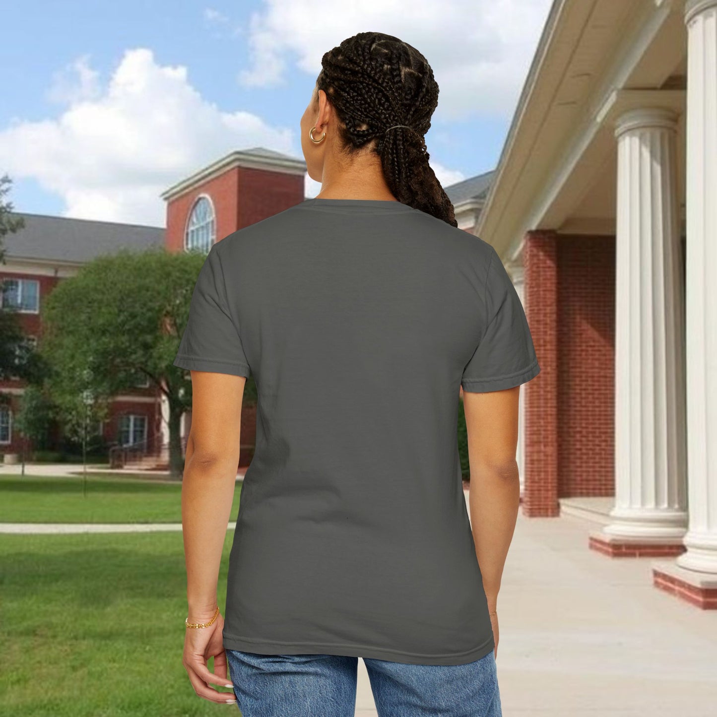Tuscaloosa Elephant T-Shirt — University Pride Vintage Campus Tee, Soft-Style, Perfect T-Shirt for Gameday and the Tailgate