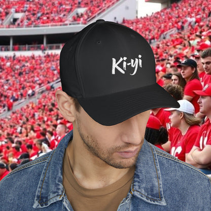 Stylish Embroidered Hat, College Hat, Sports, and Casual Wear, Perfect for All Seasons